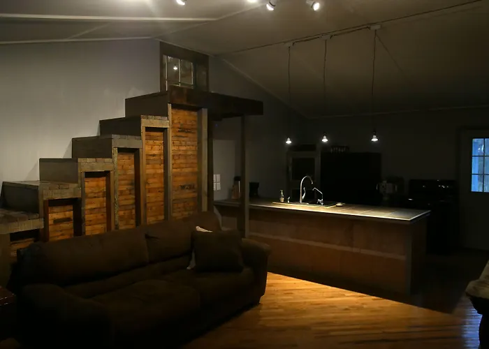 Lost River Hostel